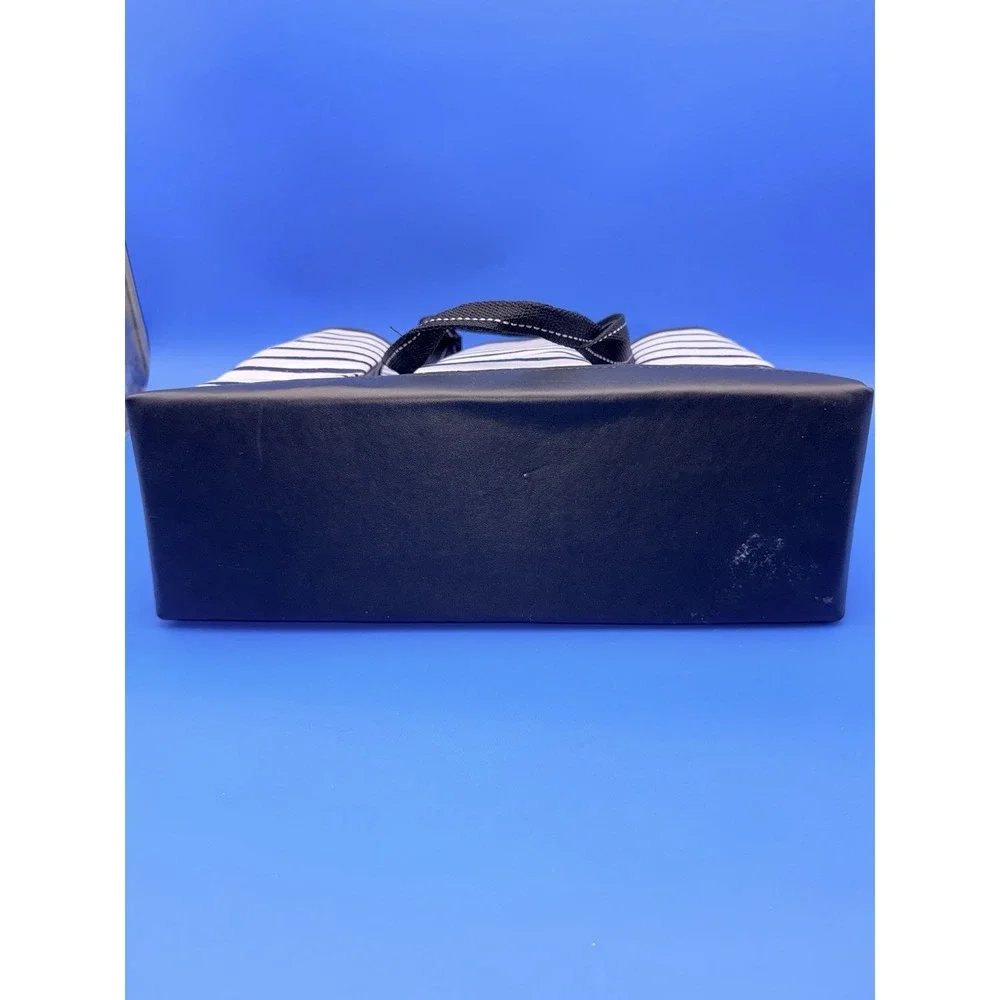 SCOUT Pocket Rocket Tote Oxford News Black White Stripe 6 Pocket NWT Zip Top